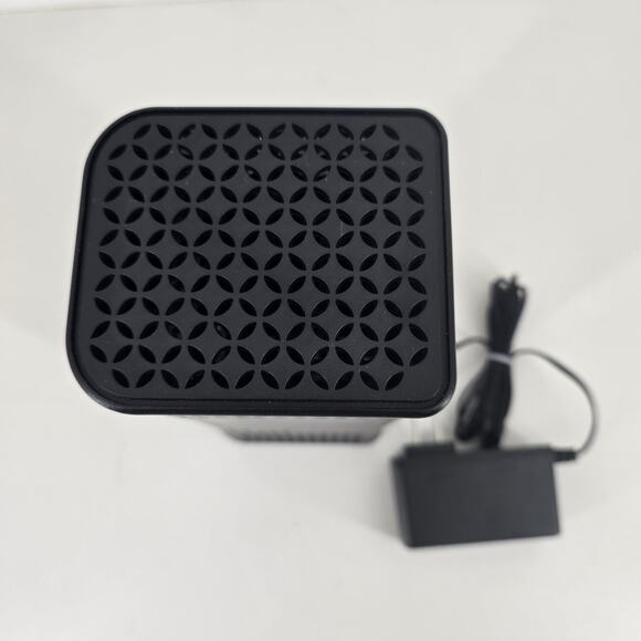 Spectrum WiFi Router / Gateway (Serial CS1901609007775) — Powers On - Picture 4 of 6